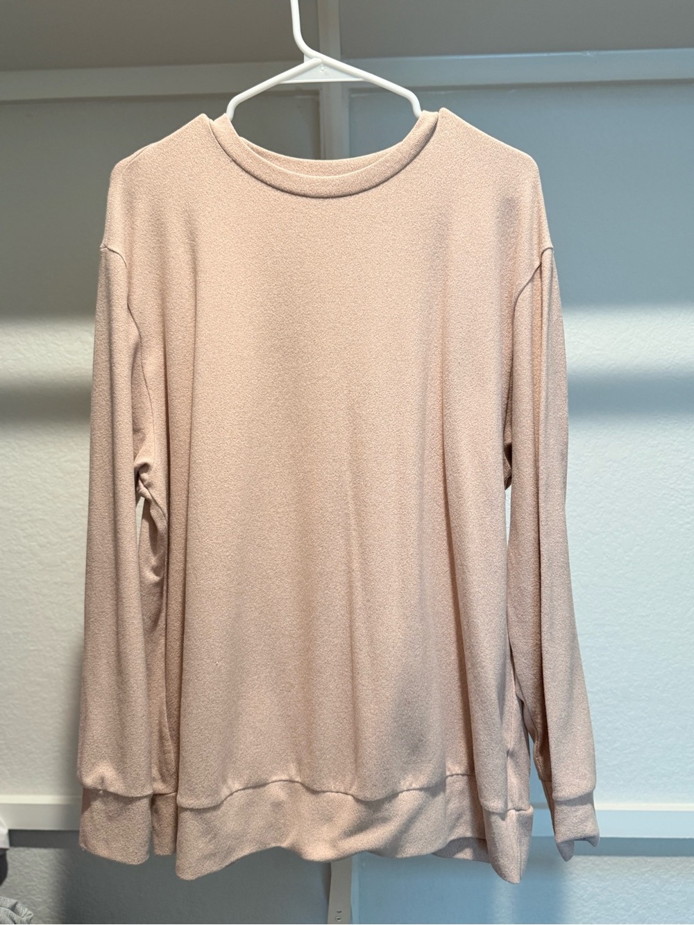 Woman’s Lightweight Crewneck Sweater - Blush